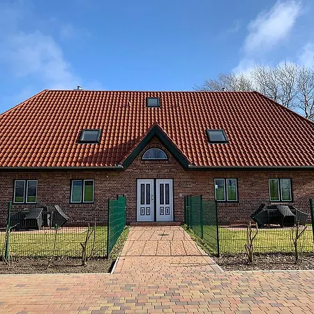 Abendstille: Familienfreundliche In De Feerjenhusen Vollerwiek